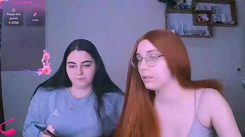 Snapshot of ellies_8 chatting on 19, 2, 2025 Ellie online show from 19, 2, 2025