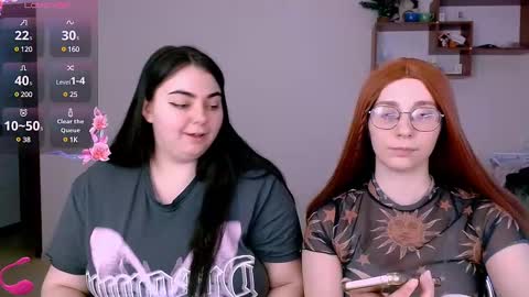 Snapshot of ellies_8 chatting on 25, 2, 2025 Ellie online show from 25, 2, 2025