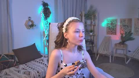 Elli online show from 8, 4, 2026