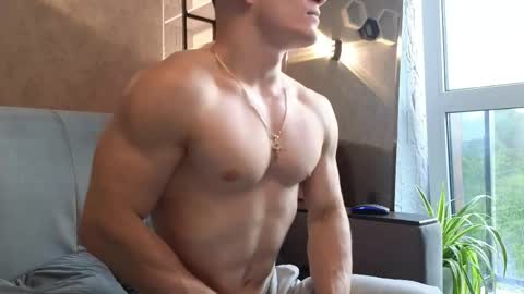 Snapshot of elliot_muscle04 chatting on 30, 4, 2026 elliot_muscle04 online show from 30, 4, 2026