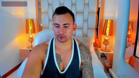 Snapshot of elliott_veelez chatting on 19, 2, 2025 E L L I O T V E L E Z online show from 19, 2, 2025