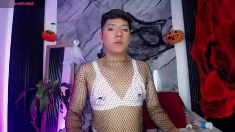 Ellis  online show from 9, 10, 2025