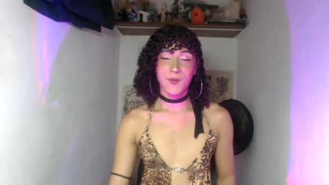 Snapshot of ellis_flowers chatting on 3, 7, 2026 . online show from 3, 7, 2026