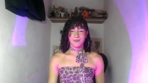 Snapshot of ellis_flowers chatting on 6, 7, 2026 . online show from 6, 7, 2026