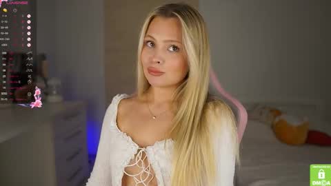 elly_ary online show from 2, 10, 2025