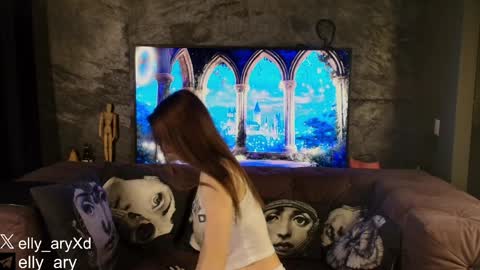 elly_ary online show from 25, 3, 2026