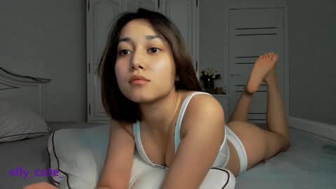 Snapshot of elly_cute_ chatting on 3, 2, 2025 Elly Cute online show from 3, 2, 2025