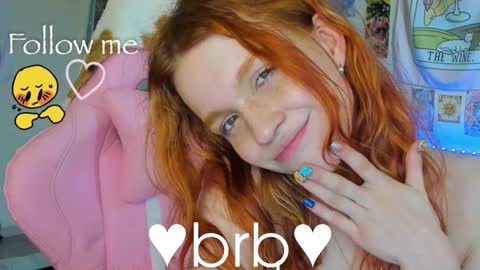 Snapshot of elly_milas chatting on 2, 11, 2025 Elly Fansly online show from 2, 11, 2025