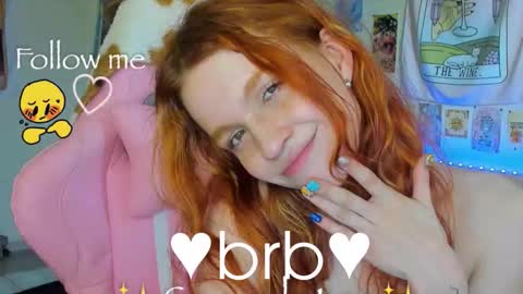 Snapshot of elly_milas chatting on 2, 12, 2025 Elly Fansly online show from 2, 12, 2025