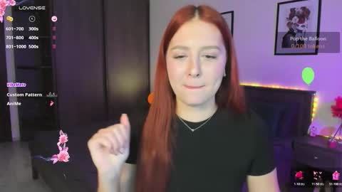 EllyPeach online show from 13, 11, 2025