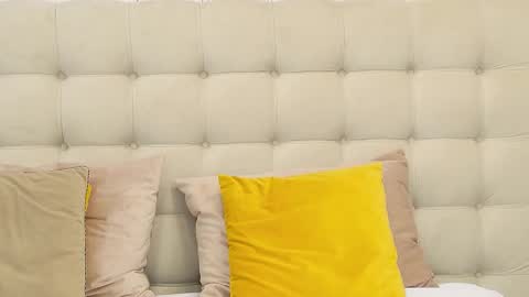 EllyRoss online show from 14, 12, 2025