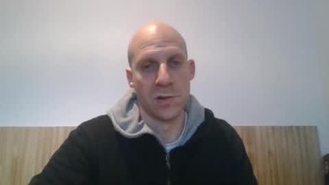 Mati Restrepo online show from 27, 7, 2026