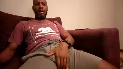 Snapshot of elmorenazogt chatting on 2, 2, 2025 My name is Elmore. Please say hello I like to chat with you. If you have requests or dirty talk please use tip online show from 2, 2, 2025