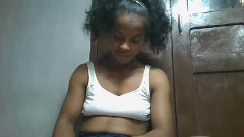 elodie228680 online show from 6, 5, 2026