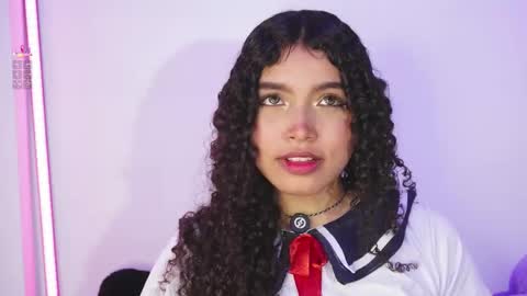 eloise_sweet online show from 6, 4, 2026