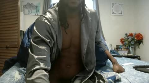 Snapshot of elong9 chatting on 9, 7, 2026 Slim online show from 9, 7, 2026