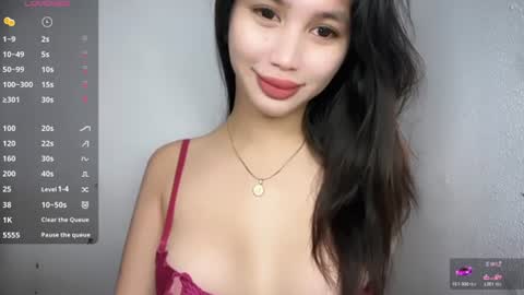 Snapshot of elora_charming chatting on 9, 7, 2026 elora_charming online show from 9, 7, 2026