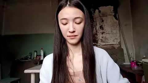 Snapshot of elouisevallian chatting on 28, 6, 2026 Elara online show from 28, 6, 2026