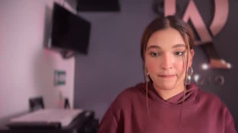 Snapshot of elsa_koch chatting on 23, 9, 2025 ELSA online show from 23, 9, 2025