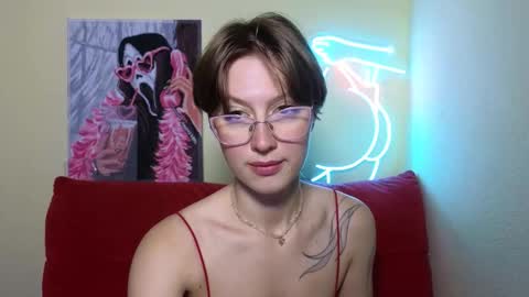 Snapshot of elsaangel chatting on 29, 9, 2025 elsaangel online show from 29, 9, 2025