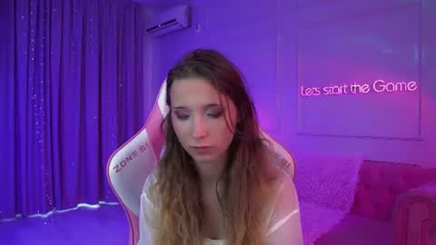 Snapshot of elsieeverly chatting on 3, 7, 2026 Elsie online show from 3, 7, 2026