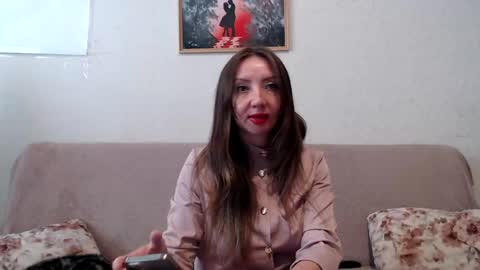 Snapshot of elvinasweet chatting on 29, 5, 2026 ElvinaSweet online show from 29, 5, 2026