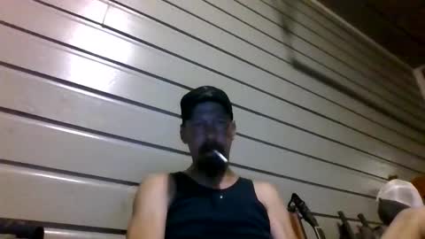 Snapshot of elwooood7 chatting on 18, 10, 2025 elwooood7 online show from 18, 10, 2025