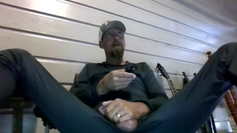 Snapshot of elwooood7 chatting on 19, 10, 2025 elwooood7 online show from 19, 10, 2025