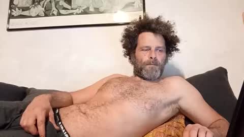 elyjahoye online show from 4, 2, 2026