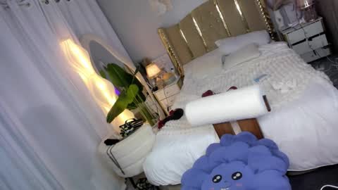 ElysHunter the girl will hunt you  online show from 25, 11, 2025