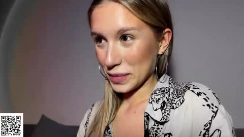 Elysia online show from 22, 10, 2025