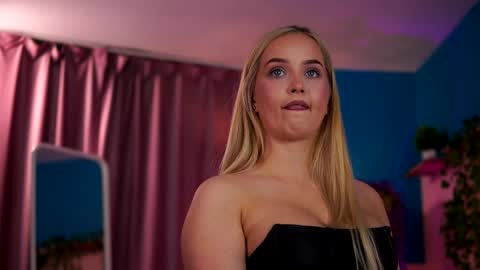 Elyssa online show from 3, 6, 2026