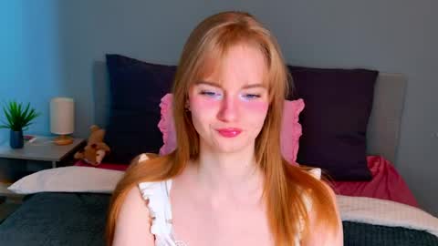 Snapshot of elza_hofffman chatting on 29, 4, 2026 Chloyka online show from 29, 4, 2026