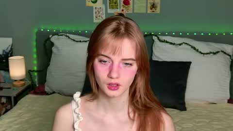 Snapshot of elza_hofffman chatting on 1, 6, 2026 Chloyka online show from 1, 6, 2026
