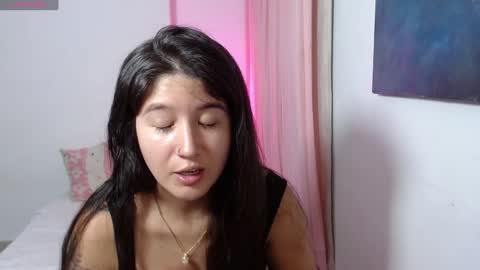 Snapshot of em_aa1 chatting on 12, 1, 2025 A N D R E A online show from 12, 1, 2025