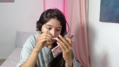 Snapshot of em_aa1 chatting on 21, 1, 2025 A N D R E A online show from 21, 1, 2025