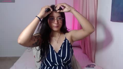 Snapshot of em_aa1 chatting on 26, 1, 2025 A N D R E A online show from 26, 1, 2025