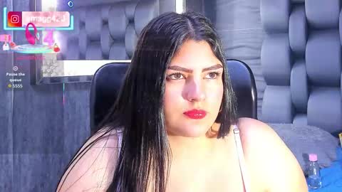 Snapshot of ema_grey1 chatting on 1, 10, 2025 ema_grey1 online show from 1, 10, 2025