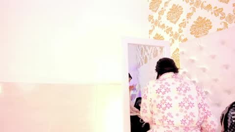 Snapshot of ema_lambert chatting on 23, 4, 2026 Ema Lambert online show from 23, 4, 2026