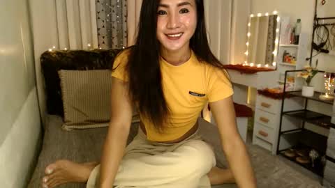 Snapshot of emarie91 chatting on 25, 2, 2025 Trans cummer online show from 25, 2, 2025