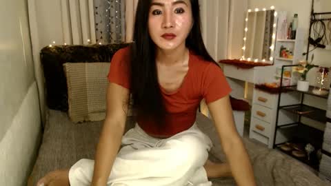 Snapshot of emarie91 chatting on 26, 2, 2025 Trans cummer online show from 26, 2, 2025