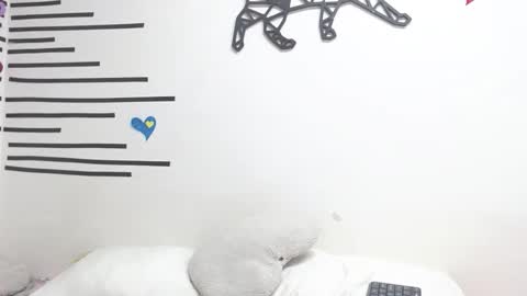 Ema Walker online show from 9, 11, 2025