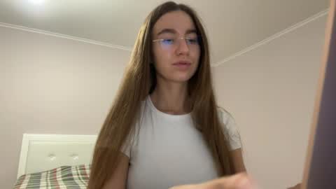 Snapshot of emberfamn chatting on 4, 6, 2026 Alina online show from 4, 6, 2026