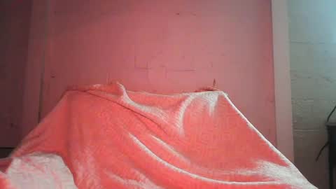 Empress Ember online show from 29, 9, 2025