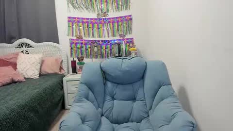 Ember Pheonixxx online show from 5, 3, 2025