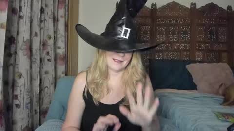 Ember Pheonixxx online show from 1, 11, 2025