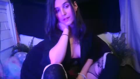 Ellie online show from 25, 12, 2024