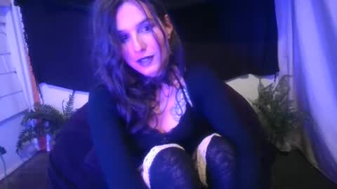 Ellie online show from 4, 1, 2025