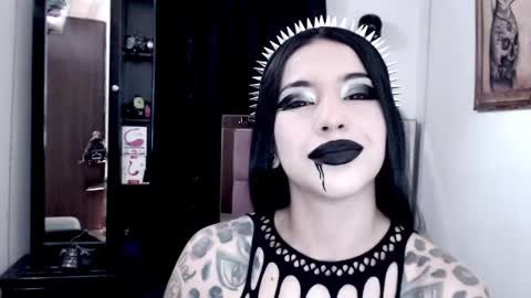 Emerald Black online show from 27, 1, 2025