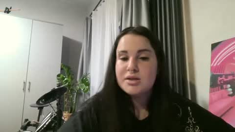 Poly online show from 7, 7, 2026